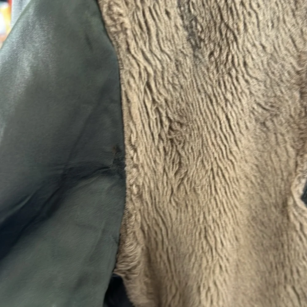 🔹 Vintage 70’s Corduroy Coat with Faux Fur and Wool Lining